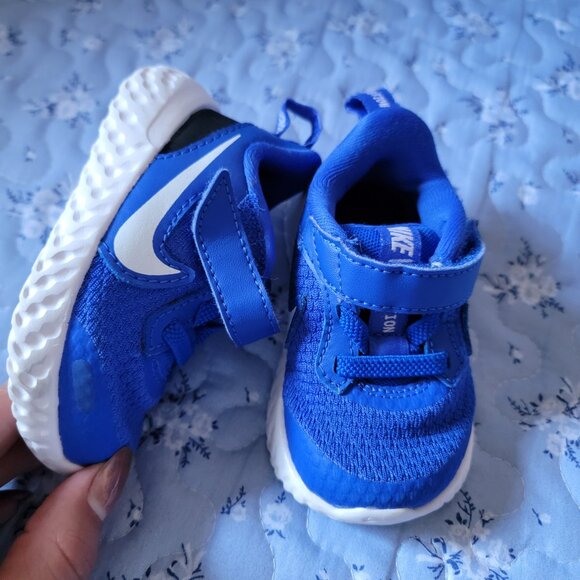Nike Revolution 5 Infant size 3 - Picture 1 of 7